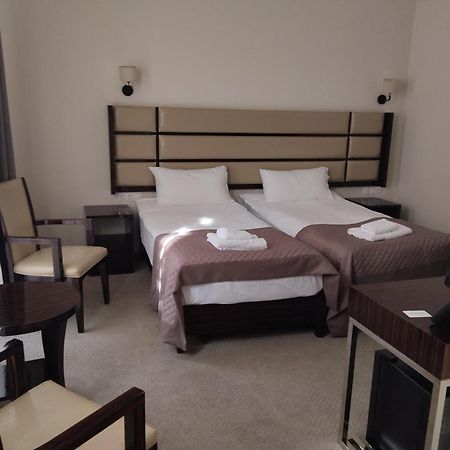 Hotel Genio ティビリシ エクステリア 写真