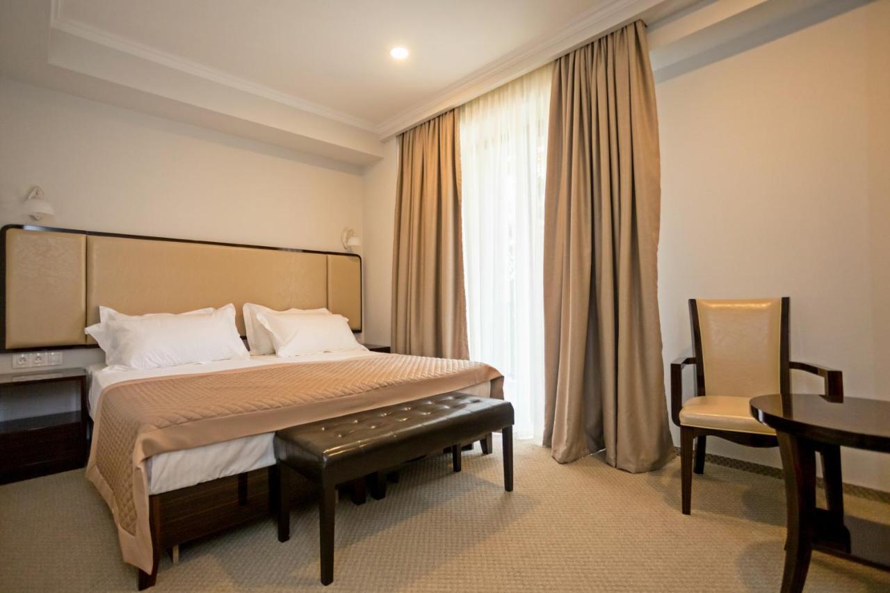 Hotel Genio ティビリシ 部屋 写真